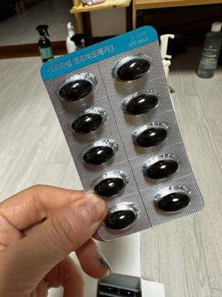 메디포스트 모비타 아쿠아셀 엔초비오메가3 60캡슐 — 4.5점을 준 리뷰어가 2022년 12월 올린 사용 사진
