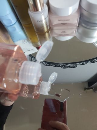 [바디셀런스] 속보습+사용감+향 모두 잡은 / 세라드린 속보습 핑크토너 300ml — 5점을 준 리뷰어가 2022년 2월 올린 사용 사진