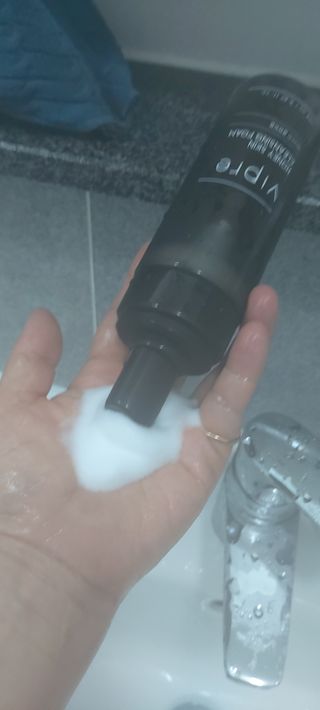 비프리코스메틱 허니 스킨 클렌징폼 150ml — 4점을 준 리뷰어가 2023년 2월 올린 사용 사진