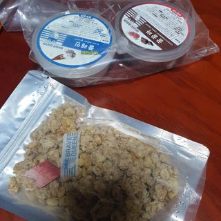 [브레이브퀸] 수제 그릭 요거트 + 그래놀라 세트 — 5점을 준 리뷰어가 2021년 12월 올린 사용 사진
