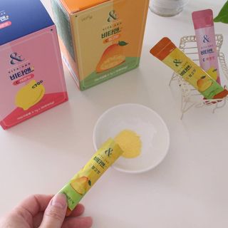 비타앤C 레몬맛, 망고맛 — 5점을 준 리뷰어가 2021년 6월 올린 사용 사진
