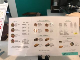 [실리그린] 샐러드 택1 + 샌드위치 택1 + 아메리카노1 — 5점을 준 리뷰어가 2021년 2월 올린 사용 사진