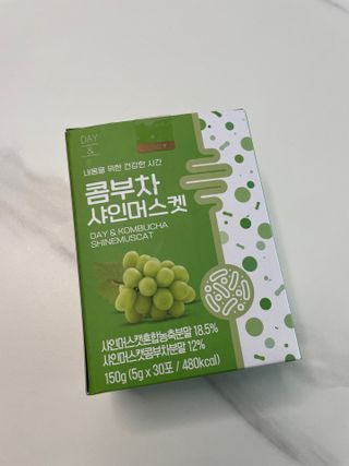 참앤들황토농원 7가지 맛! 탄산 톡톡! 스파클링! 데이앤 콤부차 7종 10포 1박스씩 ★총 7박스★ — 5점을 준 리뷰어가 2023년 2월 올린 사용 사진