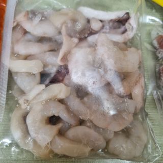 화끈한녀석들 새오똥400g 새우,오징어,똥집 볶음요리 소스,밀떡, 참기름 포함 — 3점을 준 리뷰어가 2022년 12월 올린 사용 사진