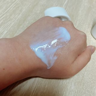 아이레시피 모이스트터치 스포츠 선밀크 50ml (SPF50+ PA+++) — 5점을 준 리뷰어가 2023년 4월 올린 사용 사진