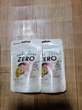 ZERO (초콜릿 칩 쿠키, 카카오 케이크, 후르츠 젤리, 아이스 콜라, 아이스 초코바) — 5점을 준 리뷰어가 2022년 6월 올린 사용 사진