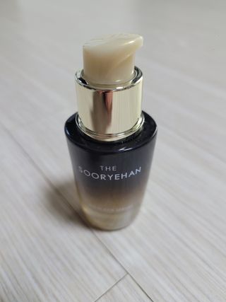 수려한 더블랙세럼 15ml — 5점을 준 리뷰어가 2022년 3월 올린 사용 사진