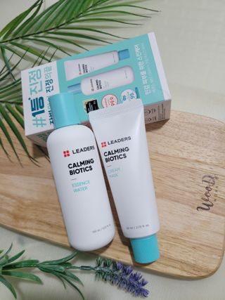 리더스코스메틱 리더스 카밍 바이오틱스 #1등 진정 기획세트 [에센스 워터150ml + 크림 마스크80ml] — 5점을 준 리뷰어가 2022년 9월 올린 사용 사진