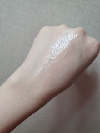 오일아리아 뉴트리 모이스처라이징 세사미 씨드 오일로션 & 데일리 디톡스 세사미 그라운즈 바디스크럽 — 5점을 준 리뷰어가 2023년 8월 올린 사용 사진