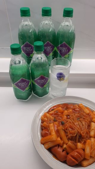 몽베스트 Montbest with Sparkling water Lime20병 — 5점을 준 리뷰어가 2022년 6월 올린 사용 사진