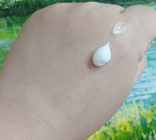 오투에니원 인컨보 바디 퍼퓸 크림 200ml — 5점을 준 리뷰어가 2023년 1월 올린 사용 사진