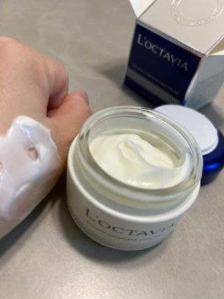 록타비아 Artisan Complete Face Cream — 5점을 준 리뷰어가 2023년 11월 올린 사용 사진