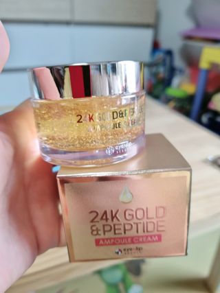 아이앤립 / EYENLIP 아이앤립 24K 골드 N 펩타이드 앰플 크림 — 5점을 준 리뷰어가 2021년 7월 올린 사용 사진