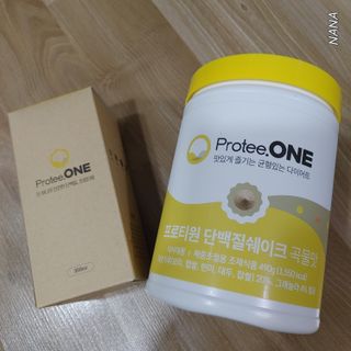 프로티원 단백질쉐이크 곡물맛 2주분 1통+보틀 — 4.5점을 준 리뷰어가 2021년 4월 올린 사용 사진