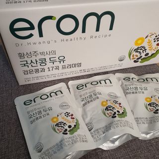 이롬 황성주 박사의 국산콩 두유 검은콩과 17곡 프리미엄 — 5점을 준 리뷰어가 2021년 5월 올린 사용 사진