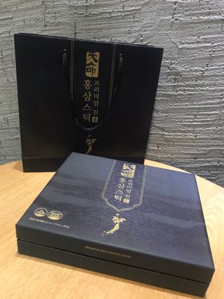헬스업_천명진프리미엄홍삼스틱_10ml x 30포 — 5점을 준 리뷰어가 2021년 2월 올린 사용 사진