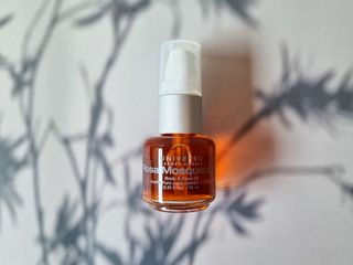 유니베르소 로즈힙 오일 15ml — 5점을 준 리뷰어가 2021년 4월 올린 사용 사진