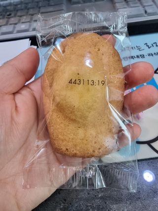 [메종콜리브리] 프랑스 마들렌 메종콜리브리 플레인 마들렌 2팩 — 5점을 준 리뷰어가 2022년 2월 올린 사용 사진