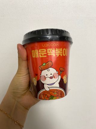 유비쿡 컵떡볶이 매운컵떡볶이2개/ 짜장컵떡볶이 2개  총 4개세트 — 4점을 준 리뷰어가 2021년 3월 올린 사용 사진