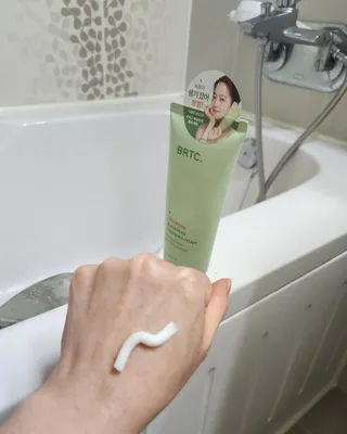 비알티씨 BRTC 시카 바이옴 블랙헤드 클렌징 폼 150ml — 5점을 준 리뷰어가 2022년 12월 올린 사용 사진