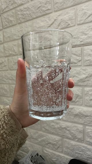 몽베스트 Montbest with Sparkling water Plain 20병 — 5점을 준 리뷰어가 2022년 12월 올린 사용 사진