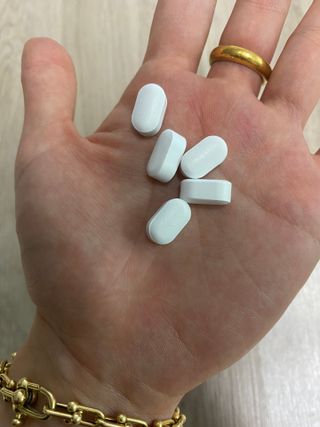 서울약사신협 네이처픽_칼슘마그네슘비타민D_1,305mg x 120캡슐 — 5점을 준 리뷰어가 2021년 9월 올린 사용 사진