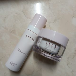 프리마인 바르기만 하면 철벽 스킨케어+24시간 마스크팩 효과. 셀라브 리제너레이팅 시스템 부스터+크림 세트 — 5점을 준 리뷰어가 2023년 5월 올린 사용 사진