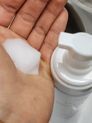 MF프리 [닥터문] 유산균 락토케어 질경초 여성청결제 200ml (폼타입) — 4점을 준 리뷰어가 2022년 9월 올린 사용 사진