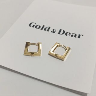 [골드앤디어] 14K 사각 네모 원터치 귀걸이_3color — 5점을 준 리뷰어가 2021년 5월 올린 사용 사진