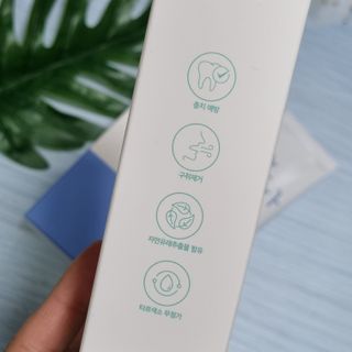 [심폐소생소] 무불소 임산부 천연 치약 — 5점을 준 리뷰어가 2021년 11월 올린 사용 사진