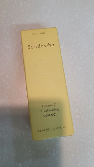 스킨큐어 산다화 비타민c 화이트닝 에센스 30ml — 4.5점을 준 리뷰어가 2023년 11월 올린 사용 사진