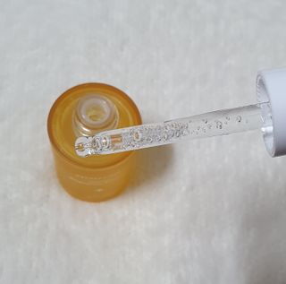 체르엠 스템앤셀 비타민 브라이트닝 에센스 30ml 1개 — 5점을 준 리뷰어가 2022년 3월 올린 사용 사진