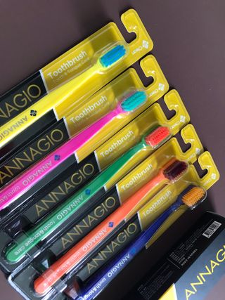 [지오클린] 안나지오 구취케어  기능성 치약 칫솔 세트 (칫솔 5 개+치약 100g 1 개 ) — 5점을 준 리뷰어가 2022년 6월 올린 사용 사진