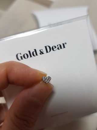 [골드앤디어] 14K 하트 미니 큐빅 피어싱_3color — 4점을 준 리뷰어가 2021년 7월 올린 사용 사진