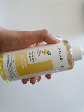 랑벨 내츄럴 딥 클렌징 오일 200ml (저자극 약산성 천연 클렌징) — 5점을 준 리뷰어가 2022년 5월 올린 사용 사진