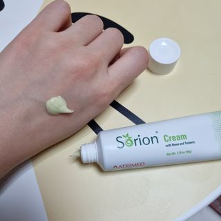 건선/아토/습진/민감성 피부 천연보습진정크림 소리온 크림 & 센시티브 크림 50g — 4점을 준 리뷰어가 2022년 1월 올린 사용 사진