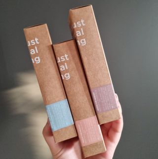 [후르디아] 끈적임 없는 착한성분 비건  핸드크림 3종 — 5점을 준 리뷰어가 2021년 10월 올린 사용 사진