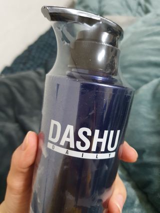 다슈코리아 다슈 데일리 단백질 한방 두피 골드 샴푸 500ml — 5점을 준 리뷰어가 2020년 12월 올린 사용 사진