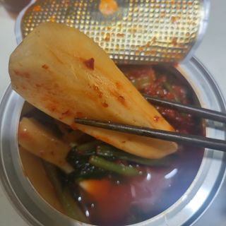 셰프애찬 알타리김치 총각김치 1kg — 5점을 준 리뷰어가 2022년 10월 올린 사용 사진