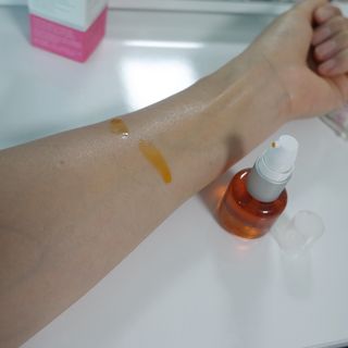 유니베르소 로즈힙 오일 15ml — 5점을 준 리뷰어가 2021년 7월 올린 사용 사진