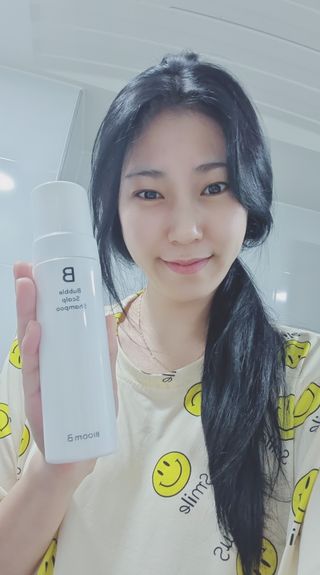 블룸비 거품 두피 샴푸 — 5점을 준 리뷰어가 2022년 9월 올린 사용 사진