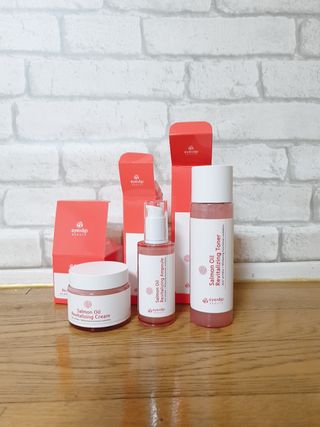 아이앤립 / EYENLIP 아이앤립 연어오일 리바이탈라이징 토너+앰플+크림 3종 세트 — 5점을 준 리뷰어가 2021년 7월 올린 사용 사진
