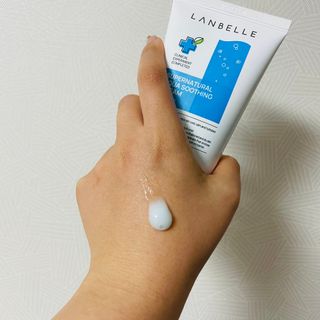 랑벨 수퍼내츄럴 아쿠아 수딩 크림 100ml — 4.5점을 준 리뷰어가 2022년 5월 올린 사용 사진