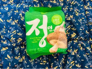 [풀무원] 자연은맛있다 정면, 백면, 홍면  세트 — 4.5점을 준 리뷰어가 2021년 4월 올린 사용 사진