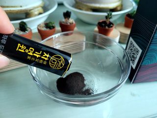 차가명원 차가버섯 프리미엄 추출분말 10일분(20포) — 5점을 준 리뷰어가 2022년 6월 올린 사용 사진