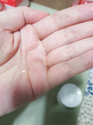 아이앤립 / EYENLIP 아이앤립 연어오일 리바이탈라이징 토너+앰플+크림 3종 세트 — 3점을 준 리뷰어가 2021년 5월 올린 사용 사진