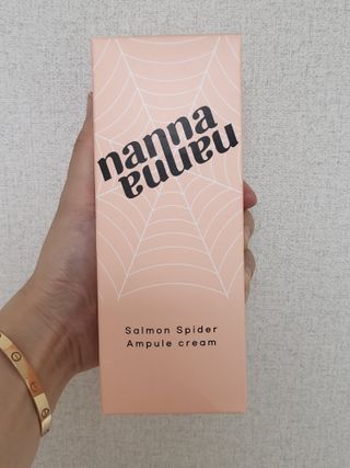 난나 살몬 스파이더 검버섯 미백 톤업 화이트닝 연어 앰플 크림 300ml 대용량 — 5점을 준 리뷰어가 2022년 8월 올린 사용 사진