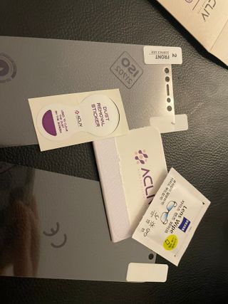 아클리브 Eco 항균 항바이러스 액정 보호필름(iPhone) — 5점을 준 리뷰어가 2022년 8월 올린 사용 사진