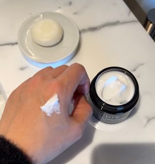 비프리코스메틱 뉴 프레쉬 크림 80ml — 5점을 준 리뷰어가 2023년 2월 올린 사용 사진