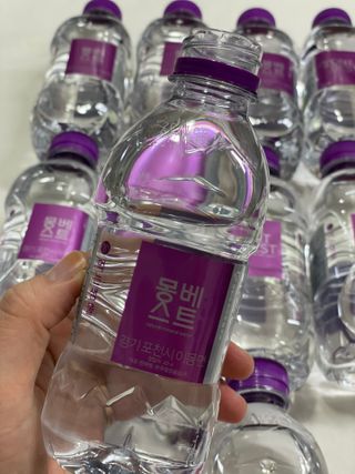 몽베스트 [MONTBEST] 330mL 20병 — 5점을 준 리뷰어가 2021년 10월 올린 사용 사진